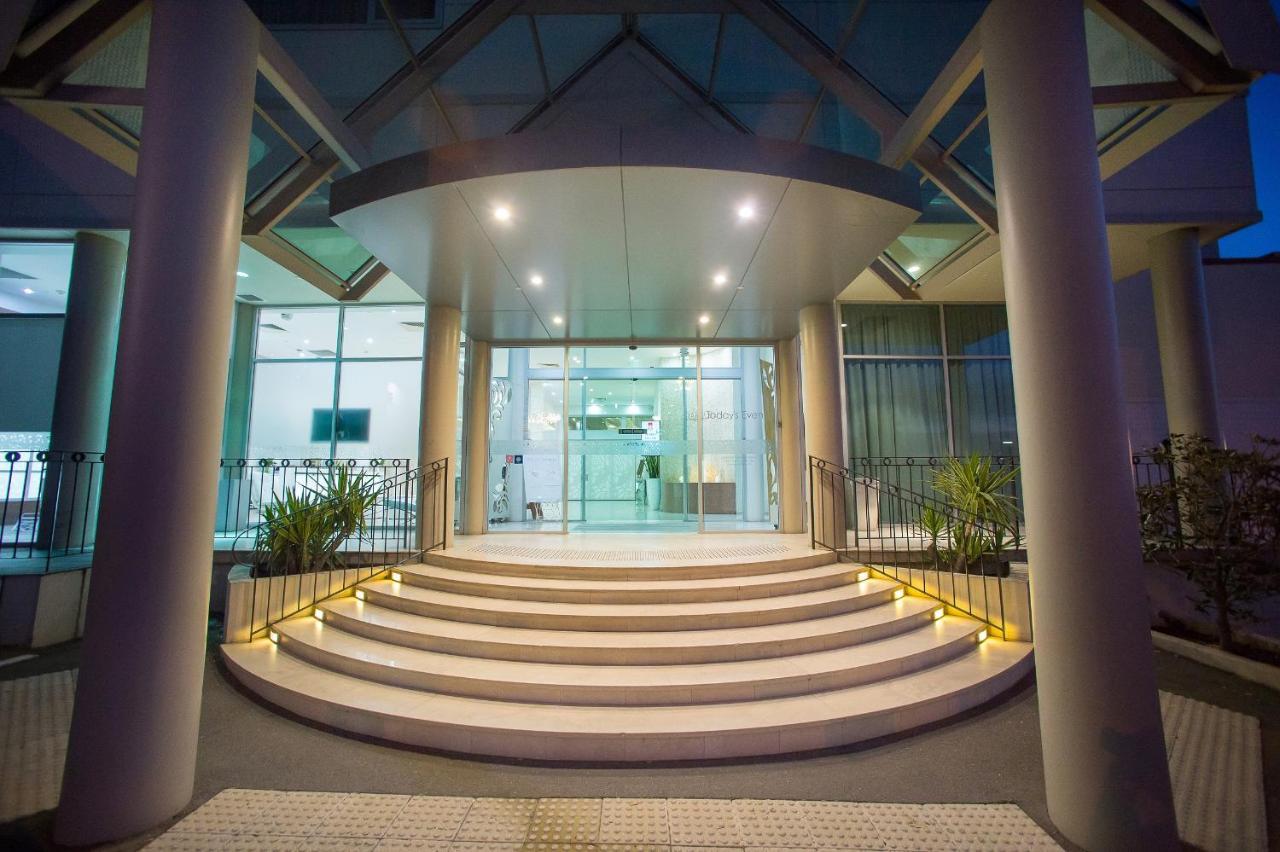 Sfera'S Park Suites & Convention Centre Adelaide Exterior photo